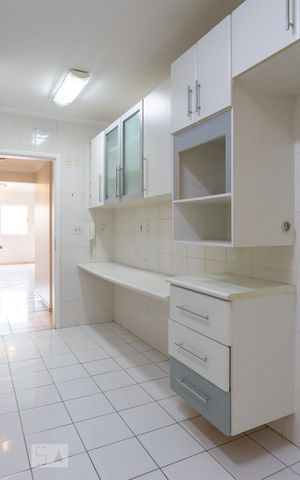 Apartamento à venda com 95m², 3 quartos e 2 vagas Apartamento à venda com 95m², 3 quartos e 2 vagasCozinha