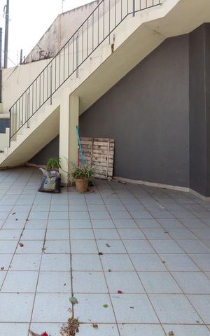 Casa à venda com 120m², 3 quartos e 3 vagas Casa à venda com 120m², 3 quartos e 3 vagasGaragem