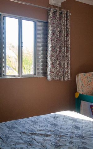 Casa à venda com 322m², 4 quartos e 4 vagas Casa à venda com 322m², 4 quartos e 4 vagasQuarto 1 - Armários