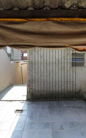 Casa à venda com 125m², 3 quartos e 2 vagas Casa à venda com 125m², 3 quartos e 2 vagasQuintal