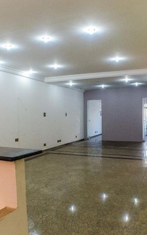 Casa à venda com 400m², 4 quartos e 4 vagasSala
