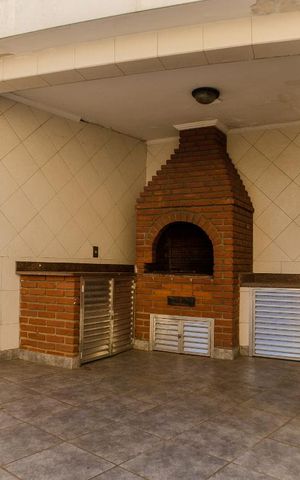 Casa à venda com 400m², 4 quartos e 4 vagasChurrasqueira