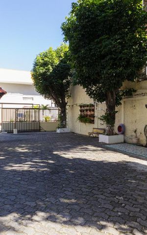 Apartamento à venda com 120m², 2 quartos e 1 vaga Apartamento à venda com 120m², 2 quartos e 1 vagaPortaria