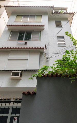 Apartamento à venda com 110m², 3 quartos e 2 vagasFachada
