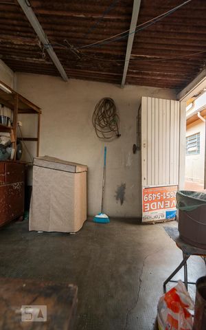 Casa à venda com 400m², 4 quartos e 6 vagasAREA DE SERVIÇO