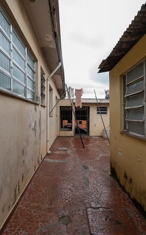 Casa à venda com 400m², 4 quartos e 6 vagasAREA EXTERNA