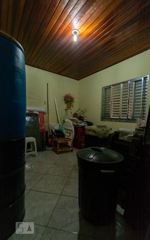 Casa à venda com 400m², 4 quartos e 6 vagasQUARTO