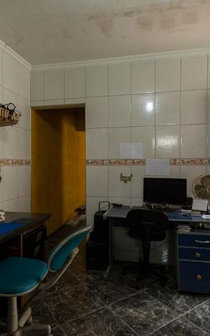 Casa à venda com 400m², 4 quartos e 6 vagasQUARTO