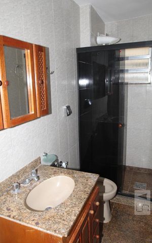 Apartamento à venda com 45m², 2 quartos e sem vagaBanheiro