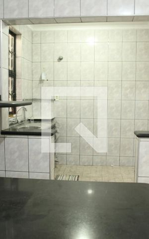 Casa para alugar com 350m², 4 quartos e 5 vagasCozinha