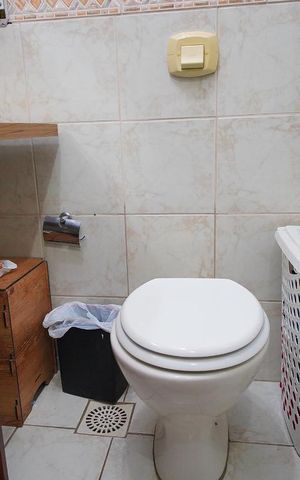 Casa à venda com 95m², 2 quartos e 1 vagaBanheiro