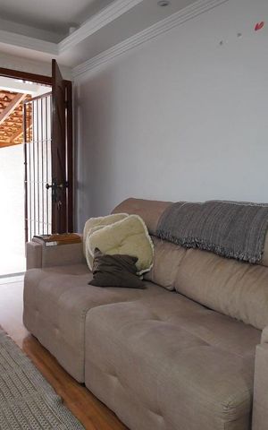 Casa à venda com 95m², 2 quartos e 1 vagaSala