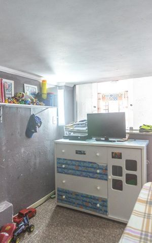 Casa à venda com 451m², 3 quartos e 13 vagasQuarto 2