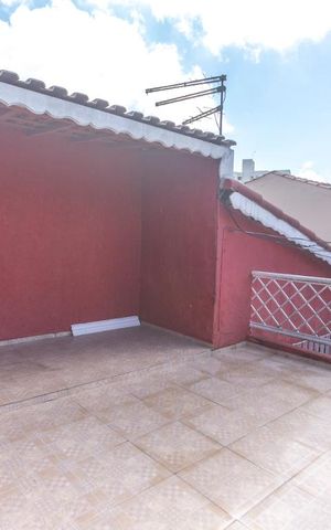 Casa à venda com 451m², 3 quartos e 13 vagasQuintal da frente