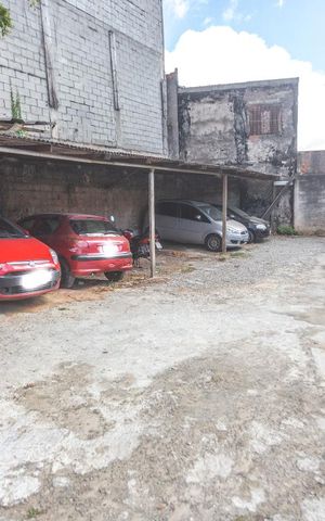 Casa à venda com 451m², 3 quartos e 13 vagasGaragem