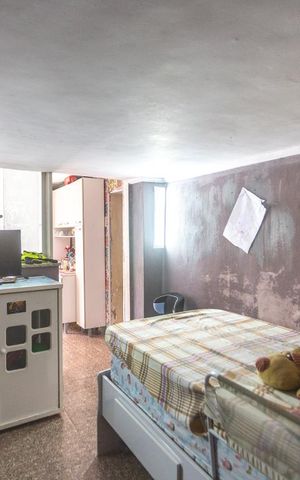 Casa à venda com 451m², 3 quartos e 13 vagasQuarto 2