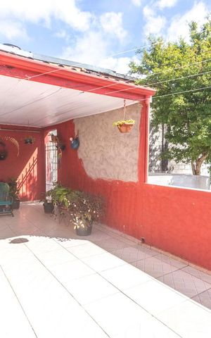 Casa à venda com 451m², 3 quartos e 13 vagasQuintal