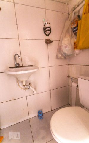 Casa à venda com 451m², 3 quartos e 13 vagasBanheiro