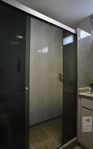 Apartamento à venda com 322m², 4 quartos e 3 vagasBanheiro da Suíte