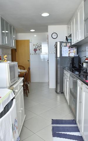 Apartamento à venda com 322m², 4 quartos e 3 vagasCozinha