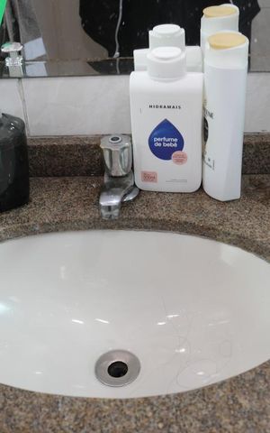 Apartamento para alugar com 52m², 2 quartos e 1 vagaBanheiro