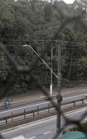 Apartamento para alugar com 52m², 2 quartos e 1 vagavista da Rua