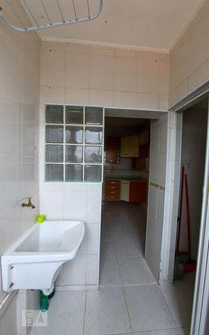 Apartamento para alugar com 55m², 2 quartos e 1 vaga Apartamento para alugar com 55m², 2 quartos e 1 vagaArea de Serviço