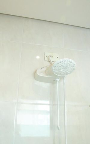 Casa à venda com 160m², 3 quartos e 4 vagasBanheiro Quarto 1 - Suíte