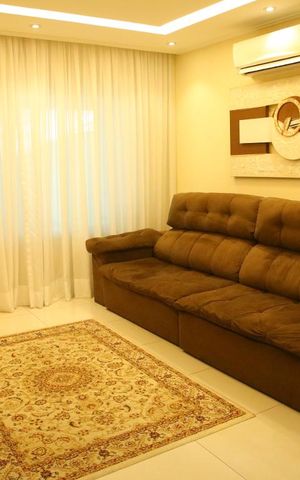 Casa à venda com 160m², 3 quartos e 4 vagasSala