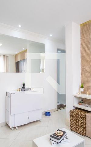 Apartamento à venda com 49m², 2 quartos e 1 vaga Apartamento à venda com 49m², 2 quartos e 1 vagaSala