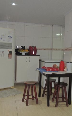 Casa à venda com 300m², 4 quartos e 3 vagas Casa à venda com 300m², 4 quartos e 3 vagasCozinha
