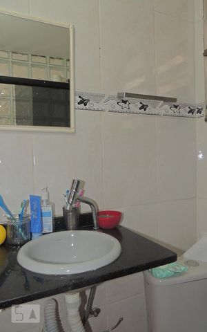 Casa à venda com 300m², 4 quartos e 3 vagasBanheiro da Suíte