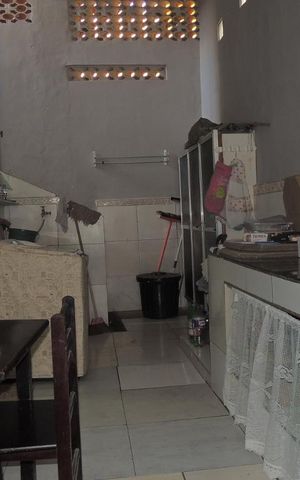 Casa à venda com 300m², 4 quartos e 3 vagas Casa à venda com 300m², 4 quartos e 3 vagasCopa