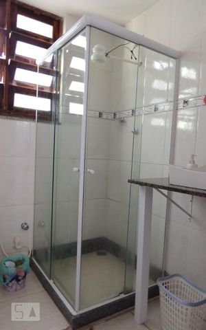 Casa à venda com 300m², 4 quartos e 3 vagasBanheiro Social
