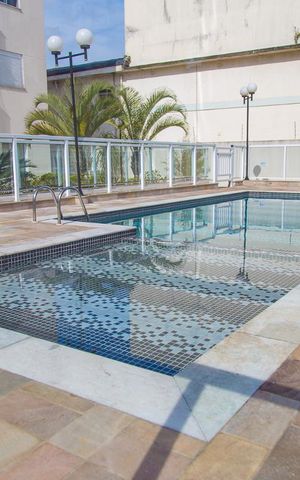 Apartamento à venda com 50m², 2 quartos e 2 vagas Apartamento à venda com 50m², 2 quartos e 2 vagasÁrea comum - Piscina