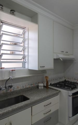 Apartamento para alugar com 250m², 3 quartos e 3 vagasCozinha
