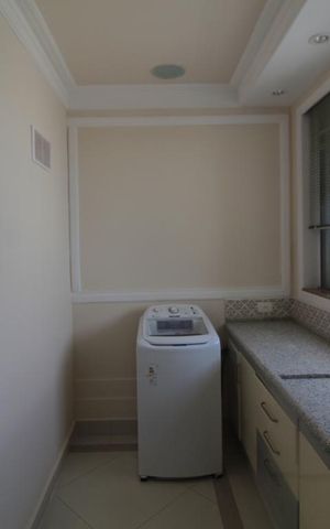 Apartamento para alugar com 250m², 3 quartos e 3 vagasÁrea serviço