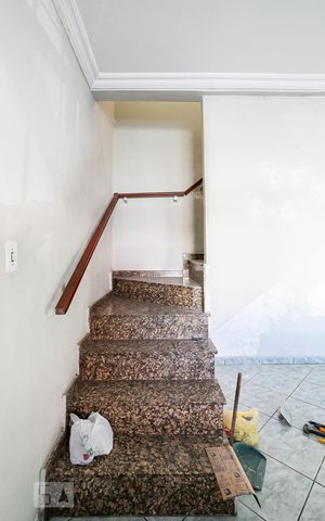 Casa para alugar com 209m², 3 quartos e 2 vagas Casa para alugar com 209m², 3 quartos e 2 vagasDetalhe Sala