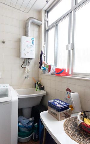 Apartamento à venda com 83m², 2 quartos e 1 vagaCozinha e Área de Serviço