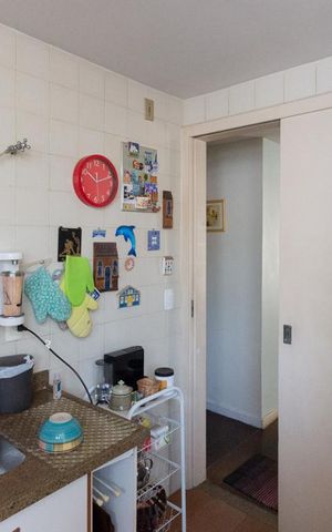 Apartamento à venda com 83m², 2 quartos e 1 vagaCozinha e Área de Serviço