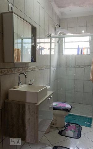 Casa à venda com 287m², 4 quartos e 3 vagas Casa à venda com 287m², 4 quartos e 3 vagasBanheiro Social