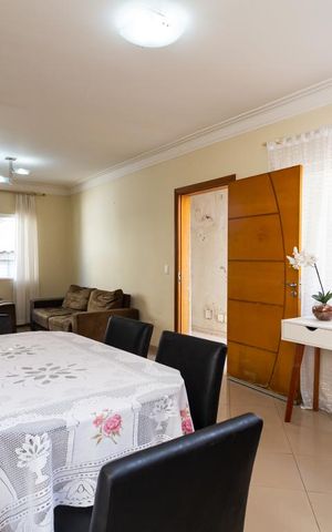 Casa para alugar com 242m², 3 quartos e 8 vagas Casa para alugar com 242m², 3 quartos e 8 vagasSala