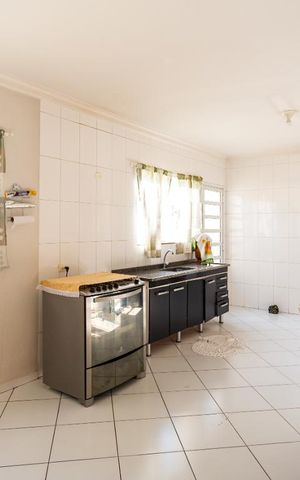 Casa para alugar com 242m², 3 quartos e 8 vagas Casa para alugar com 242m², 3 quartos e 8 vagasCozinha