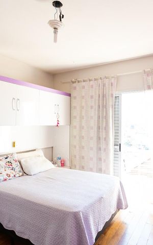Casa para alugar com 242m², 3 quartos e 8 vagas Casa para alugar com 242m², 3 quartos e 8 vagasSuíte 1