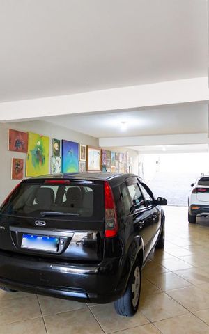 Casa para alugar com 242m², 3 quartos e 8 vagas Casa para alugar com 242m², 3 quartos e 8 vagasGaragem