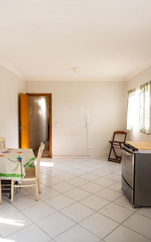 Casa para alugar com 242m², 3 quartos e 8 vagas Casa para alugar com 242m², 3 quartos e 8 vagasCozinha