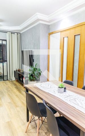Apartamento à venda com 70m², 3 quartos e 2 vagas Apartamento à venda com 70m², 3 quartos e 2 vagasSala