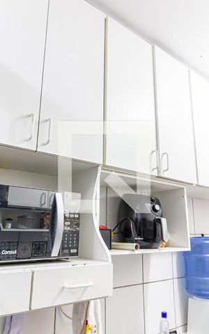 Apartamento à venda com 70m², 3 quartos e 2 vagas Apartamento à venda com 70m², 3 quartos e 2 vagasCozinha