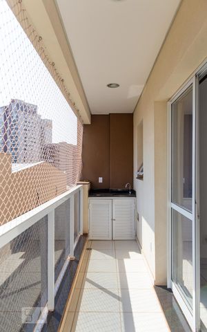 Apartamento para alugar com 97m², 3 quartos e 2 vagasVaranda