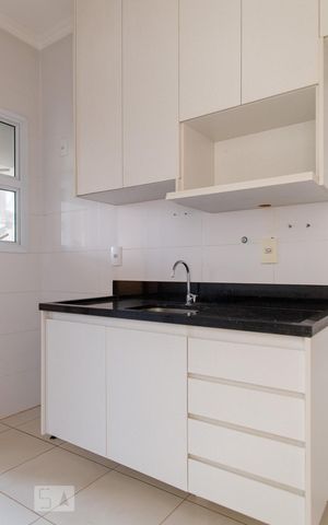 Apartamento para alugar com 97m², 3 quartos e 2 vagasCozinha